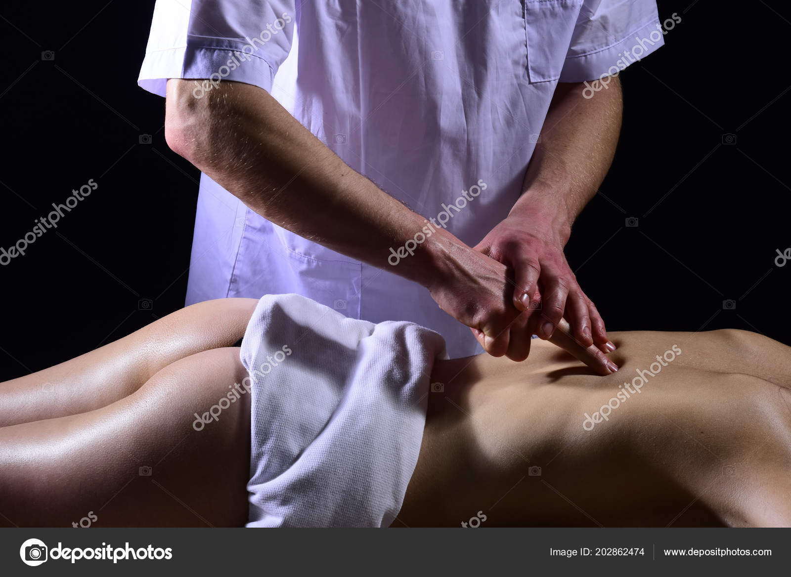 Erotic shiatu massage