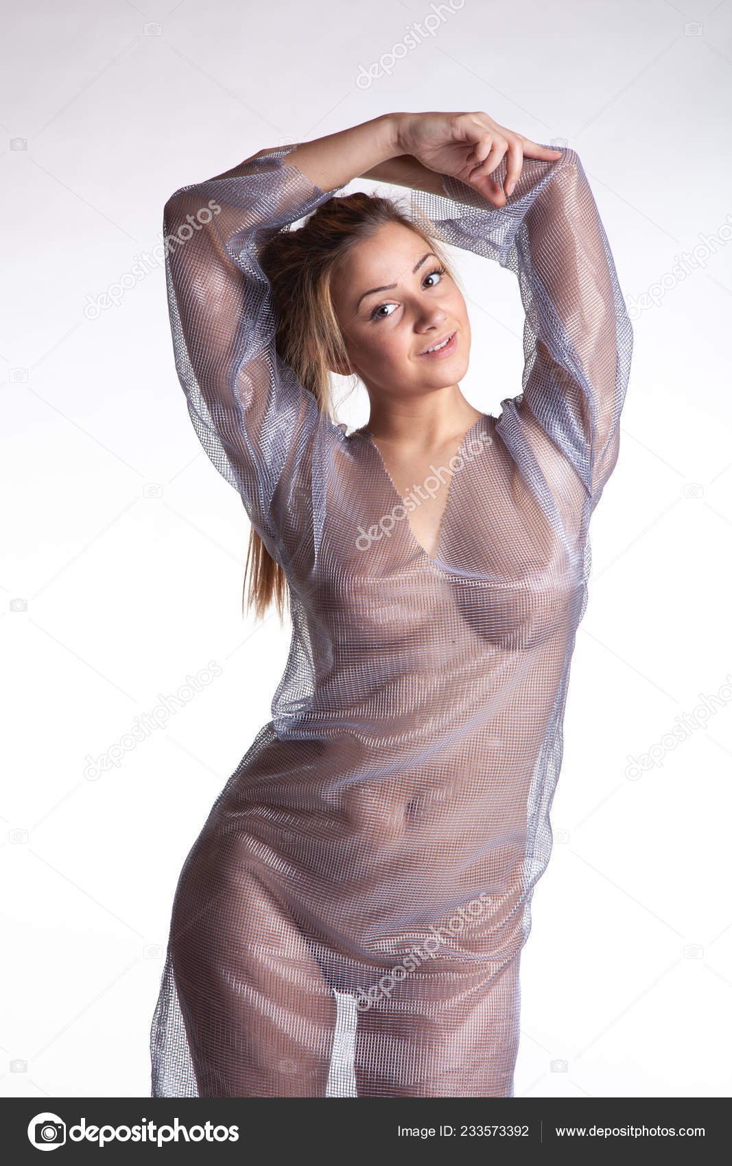https://st4n.depositphotos.com/10086424/23357/i/1600/depositphotos_233573392-stock-photo-young-beautiful-girl-posing-nude.jpg
