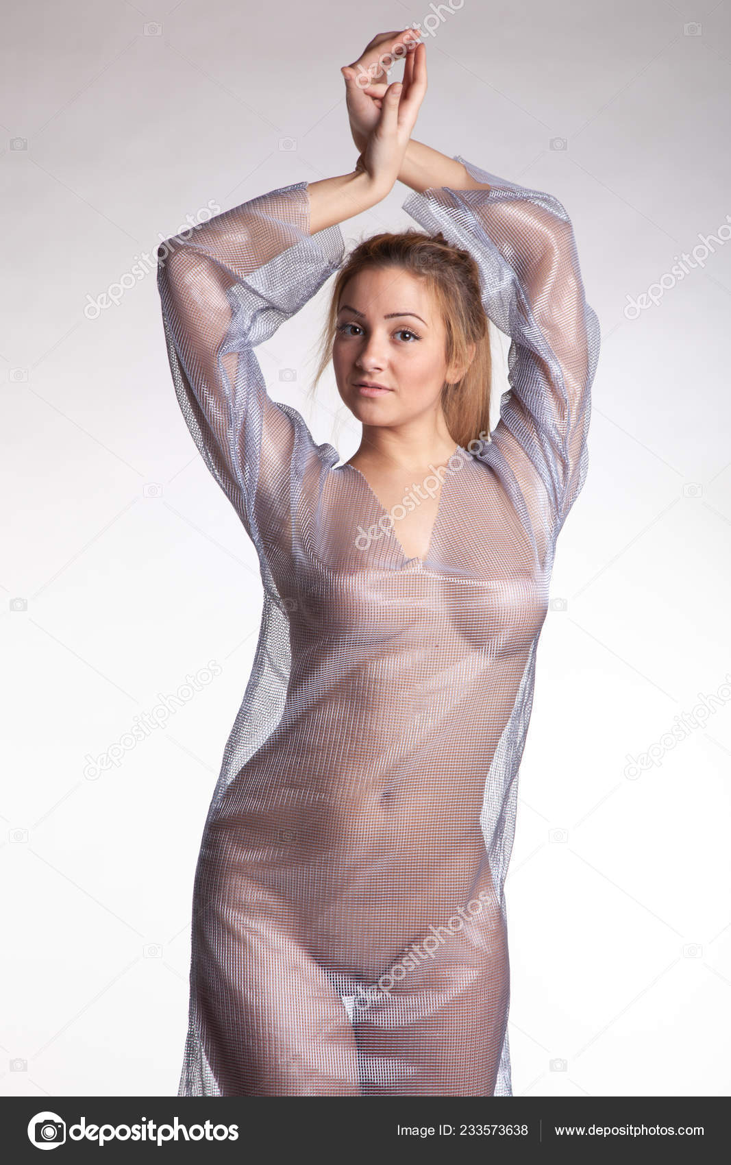 https://st4n.depositphotos.com/10086424/23357/i/1600/depositphotos_233573638-stock-photo-young-beautiful-girl-posing-nude.jpg