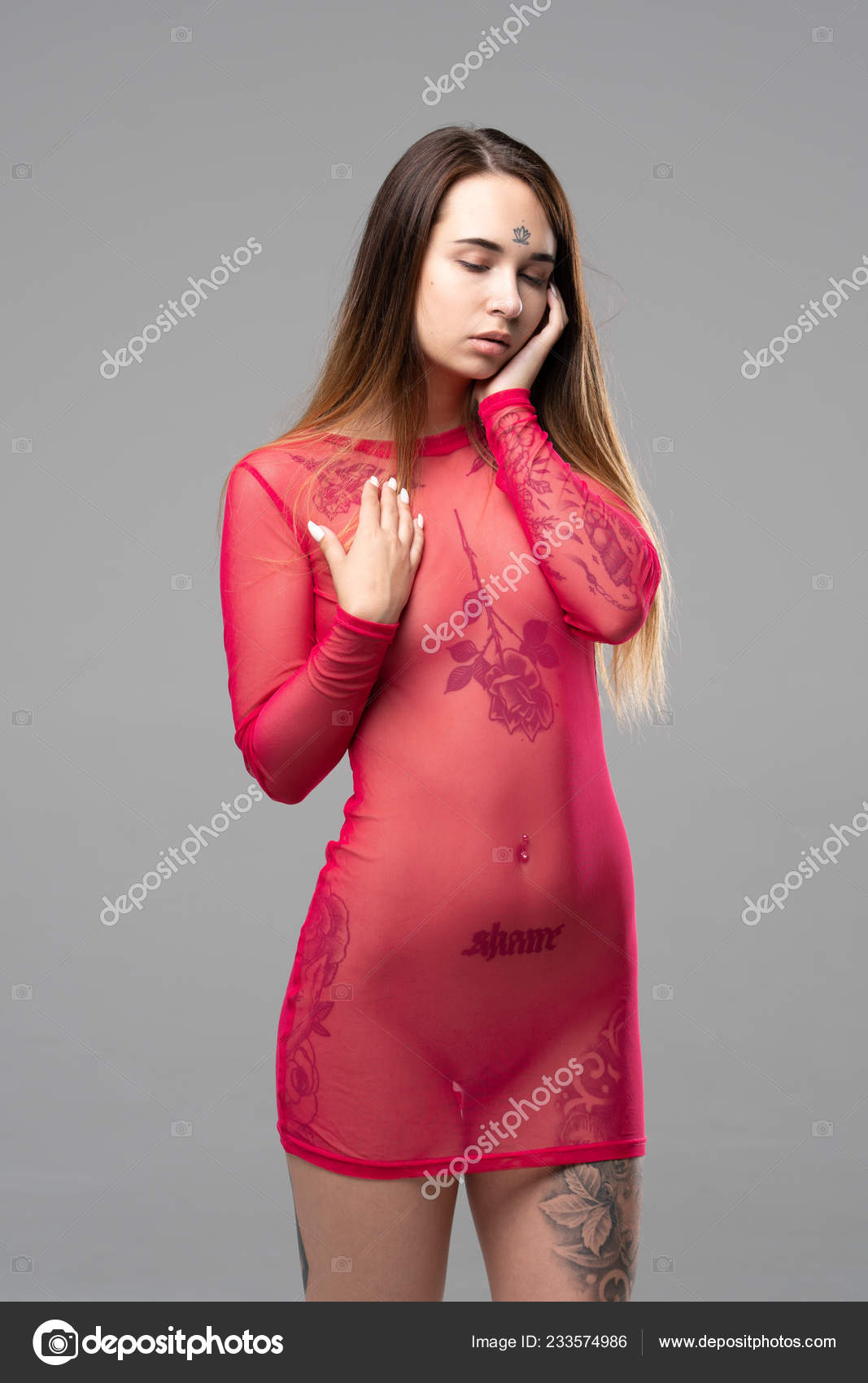 https://st4n.depositphotos.com/10086424/23357/i/1600/depositphotos_233574986-stock-photo-young-beautiful-girl-posing-nude.jpg