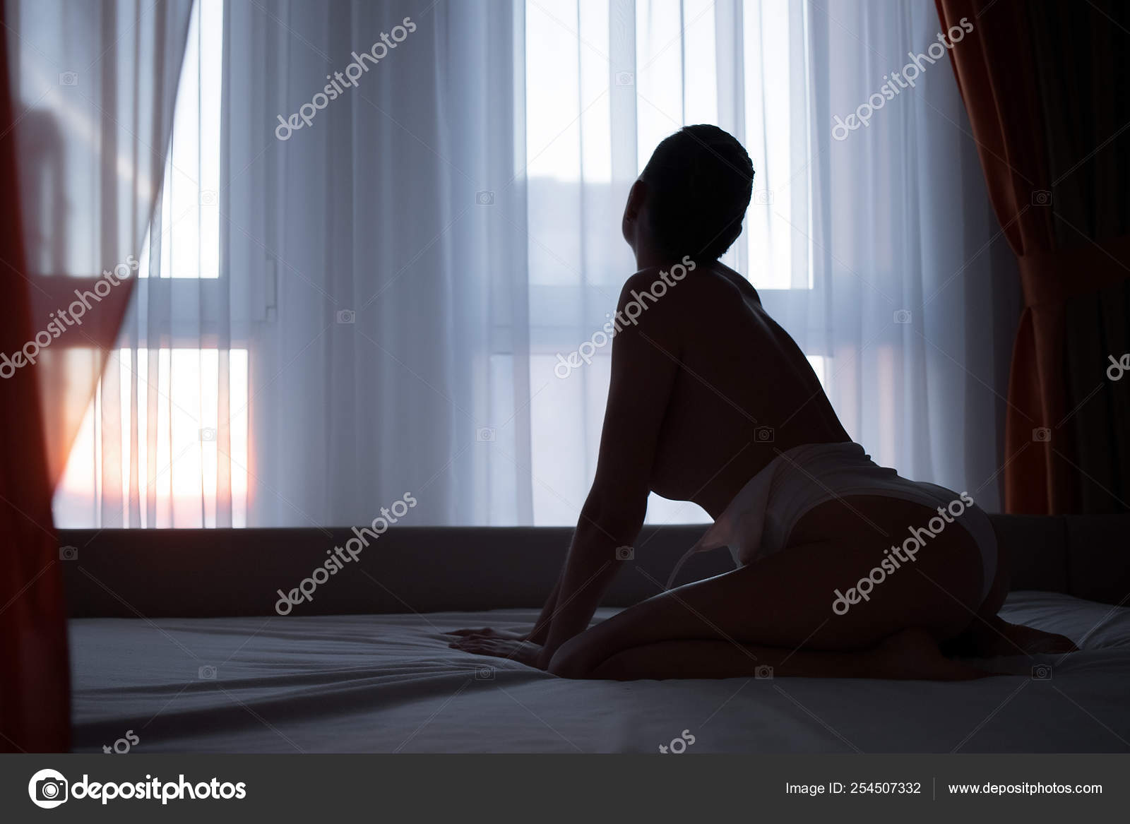 https://st4n.depositphotos.com/5034975/25450/i/1600/depositphotos_254507332-stock-photo-young-sensual-naked-woman-posing.jpg